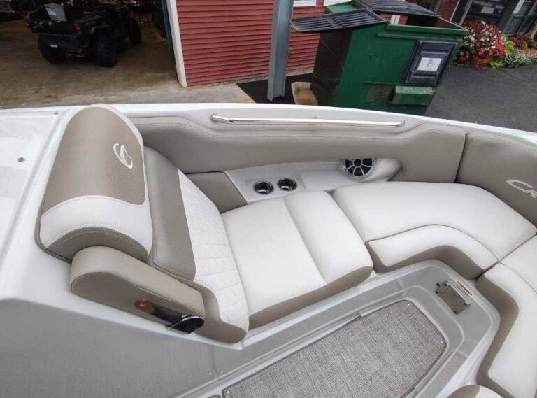 2023 Crownline 270 SS US-KIS88960F223 [photo 27]